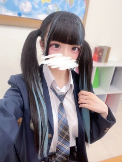 東巴 らむ